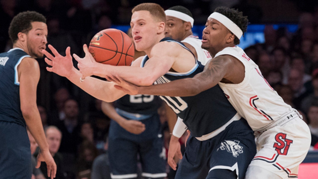 Villanova back to No. 1 in AP poll, leapfrogging Kansas